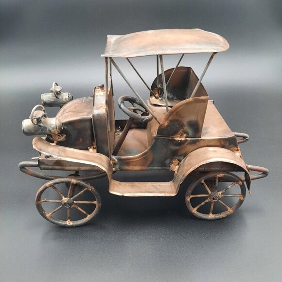 Antique-Style Metal Model‎ Car Figurine - Picture 1 of 9